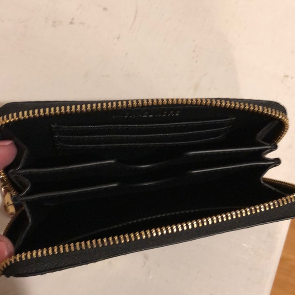 Black Michael Kors wristlet - Picture 3 of 3